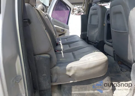 2011 GMC Sierra 1500 Work Truck z USA, uszkodzony, nr VIN 3GTP2TE3XBG404001